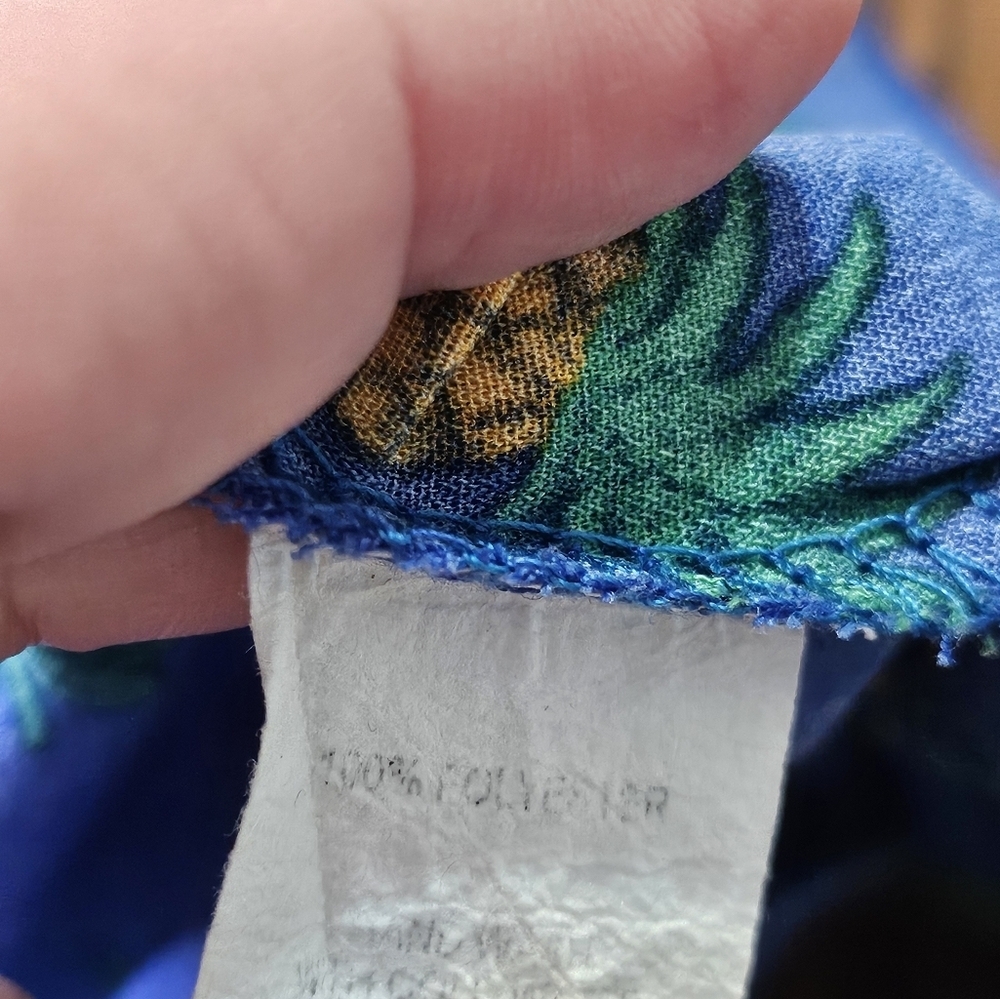 Miss Daisy Pineapple tank Blue Size M - Picture 6 of 7